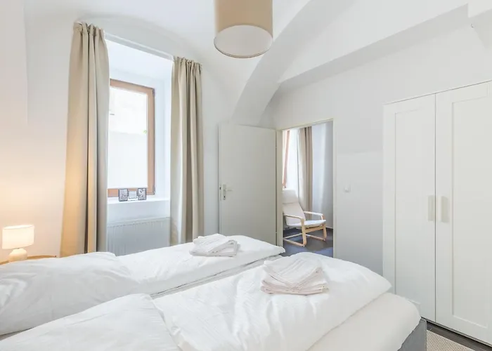Free Parking I 458 Mbitwifi I Kingsize Bed