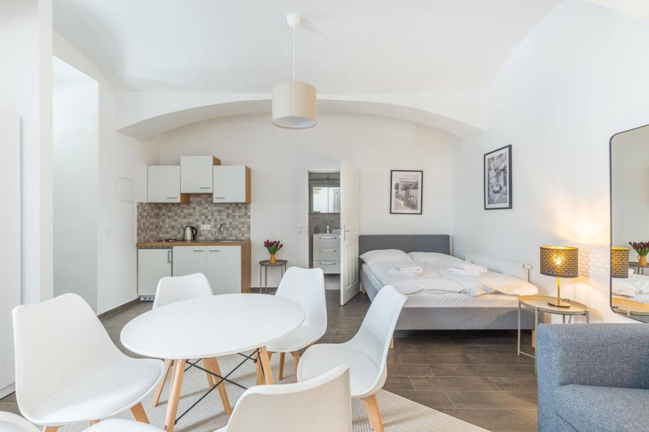 Free Parking I 458 Mbitwifi I Kingsize Bed Apartment *